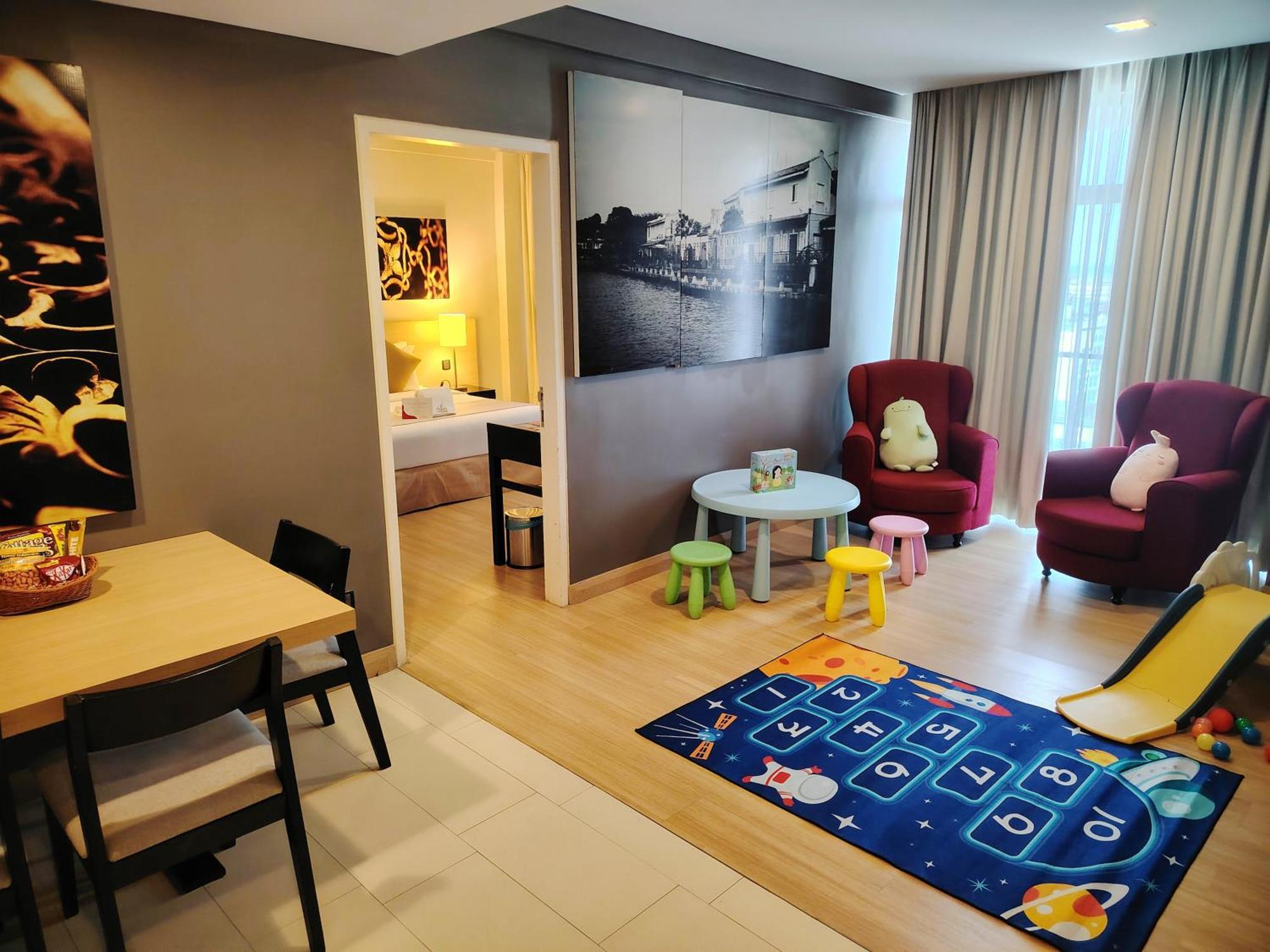 Asia Melaka Hotel Managed By The Straits Hotel & Suites מראה חיצוני תמונה